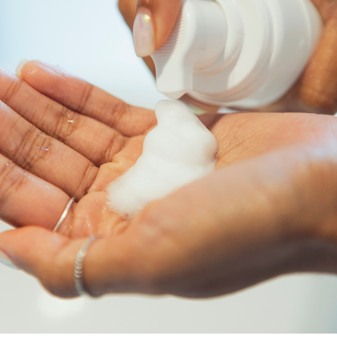 THE ORGANIC FOAM CLEANSER