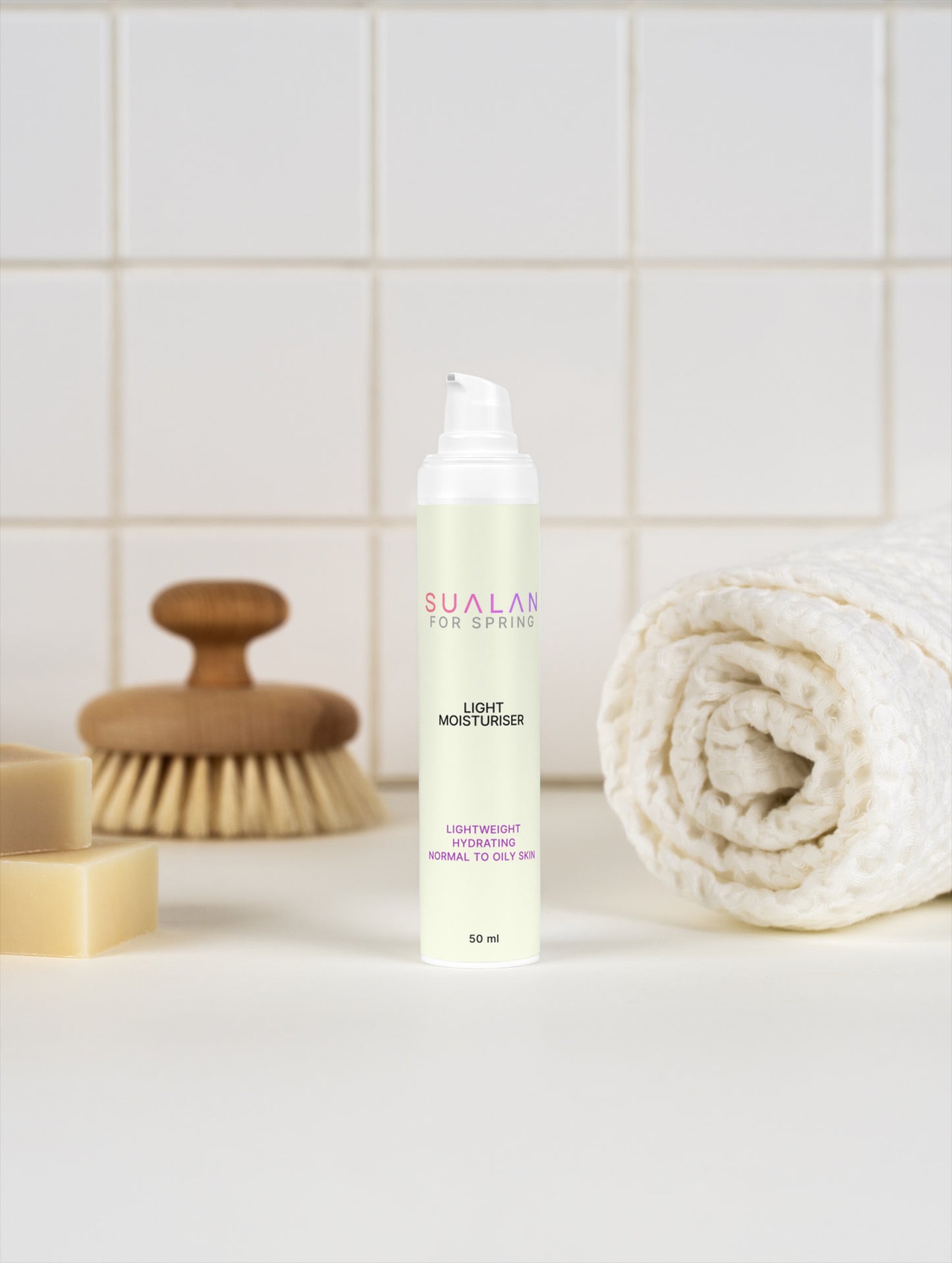 THE LIGHT MOISTURISER