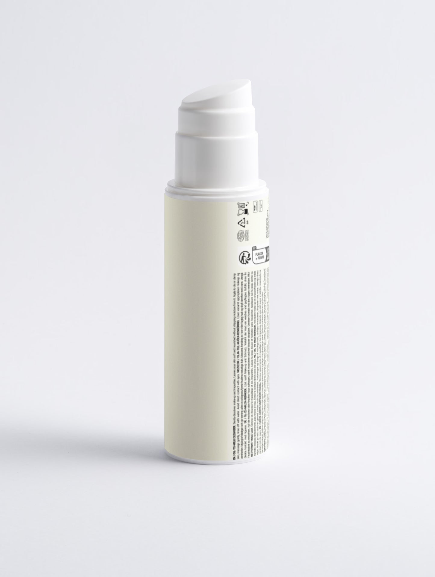 THE RICH OILY MILK CLEANSER