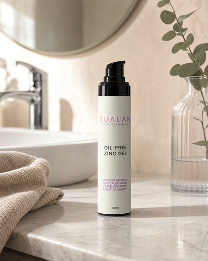 Sualan Cosmetics THE OIL-FREE ZINC GEL, producto integrado en una rutina facial · Hidratante facial, disponible en España