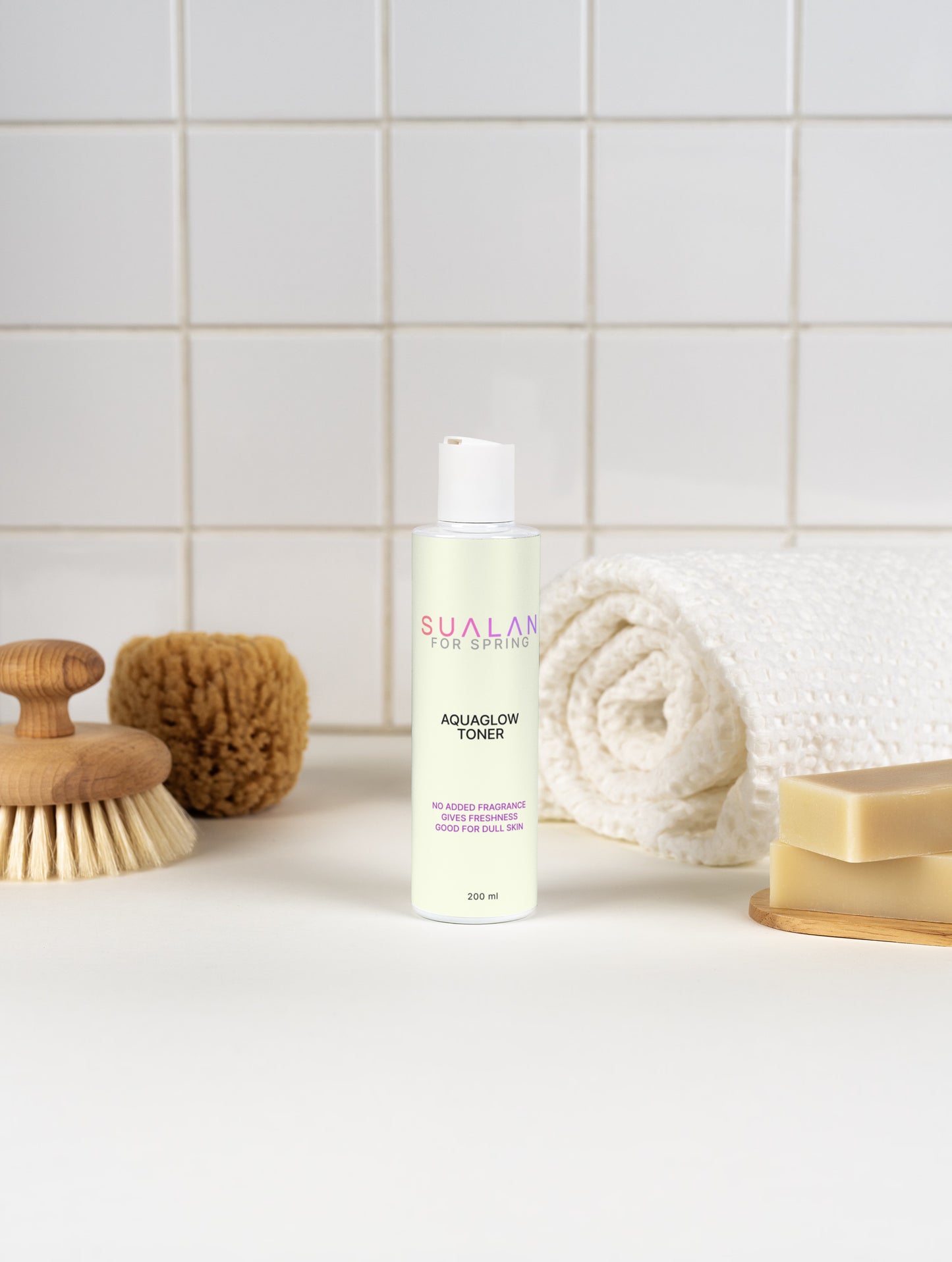 THE AQUAGLOW TONER