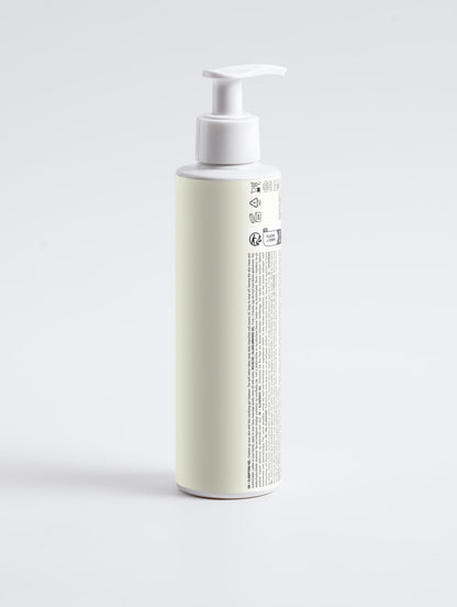 THE CLARIFYING CLEANSER GEL